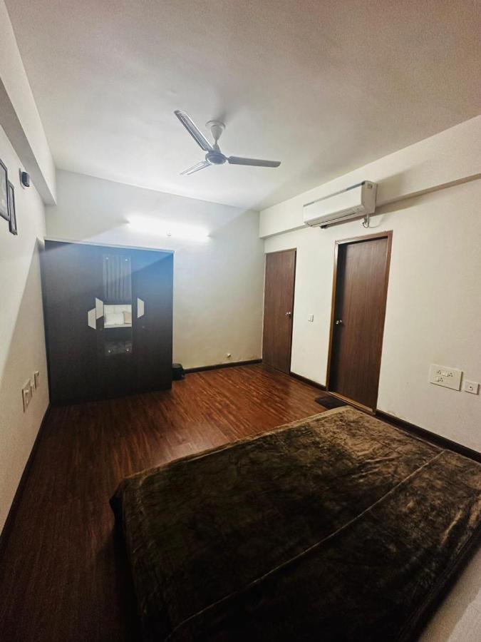 River Front Property Ahmedabad Exterior foto