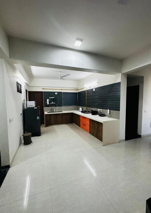 River Front Property Ahmedabad Exterior foto