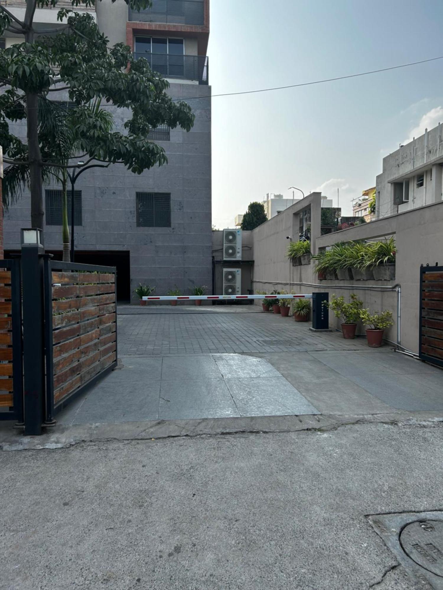 River Front Property Ahmedabad Exterior foto
